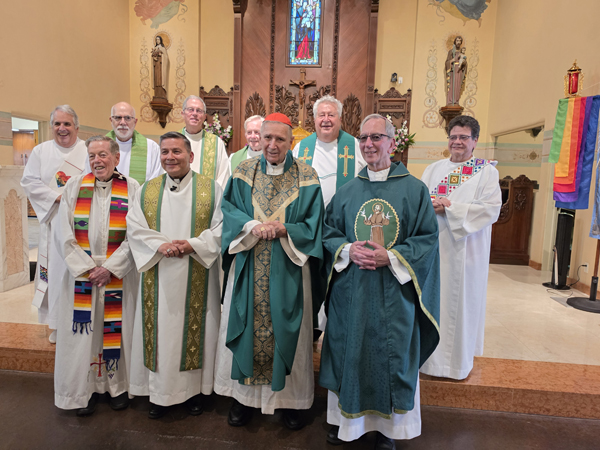 Mass Photo